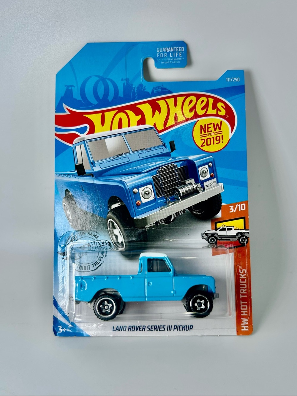 Hot Wheels 2019 HW Hot Trucks 3/10 Land Rover Series III Pickup Light Blue NEW